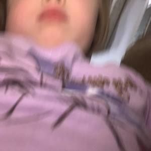 Meet your Posher, Pam